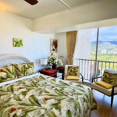 Jenny'S Pineapple Cottage Гонолулу Екстер'єр фото