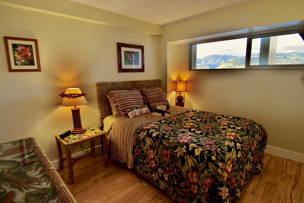 Jenny'S Pineapple Cottage Гонолулу Екстер'єр фото